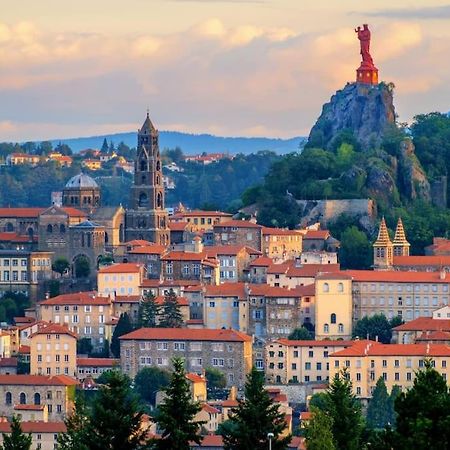 Le Lagon Bleu - Appt Wifi Parking Balcon Le Puy-en-Velay المظهر الخارجي الصورة